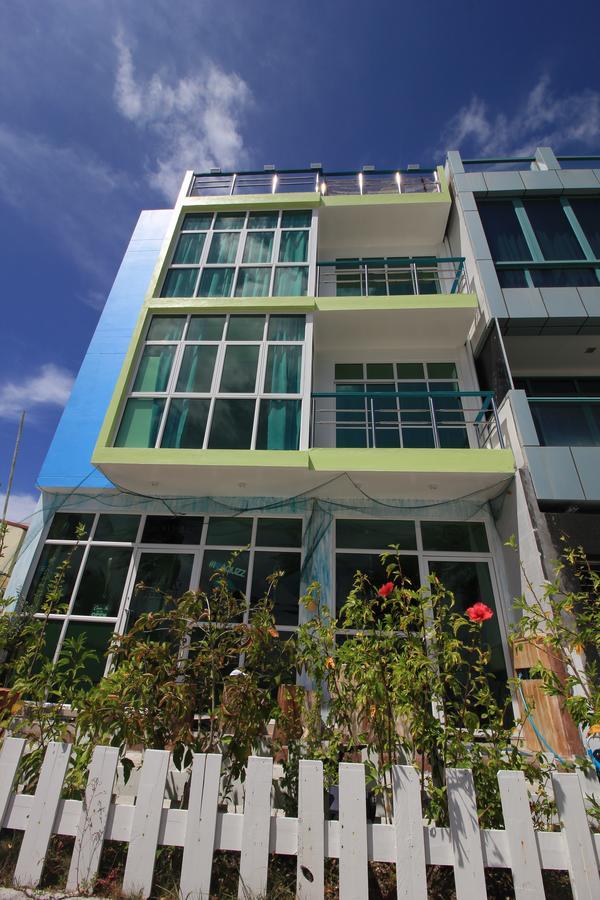 The Aquzz Hotel Хулхумале Екстериор снимка